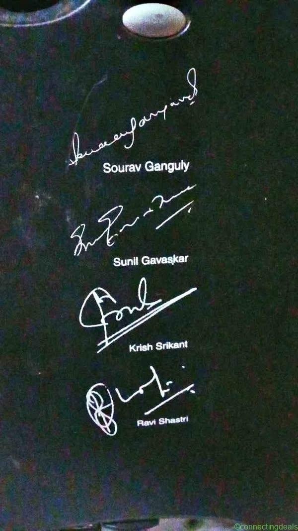 Lg cpu signed by cricketers