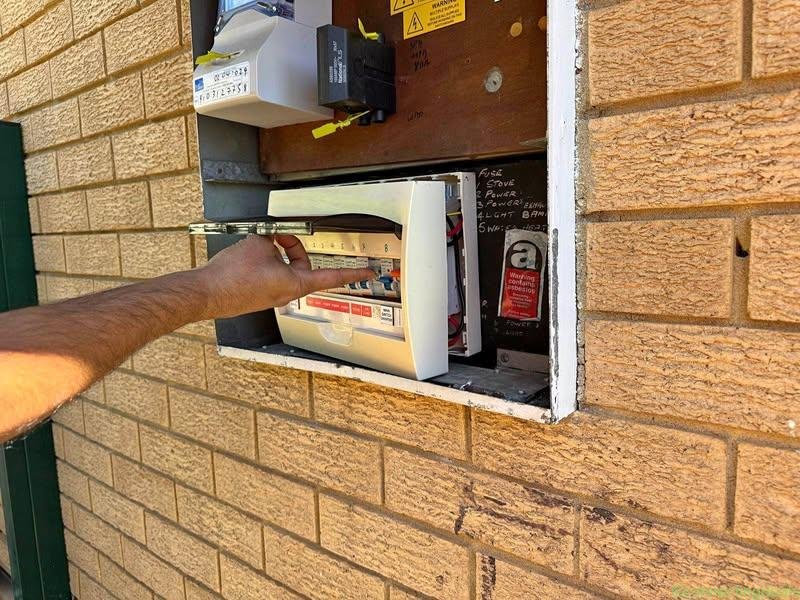 Licensed Electrician | Electrical Repairs &
