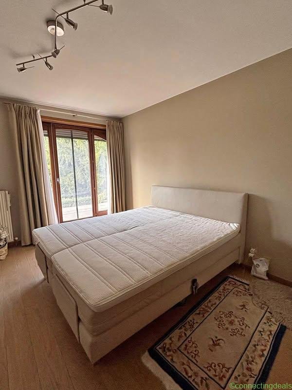 Lit King Size (180×200) – Massages // King-Size