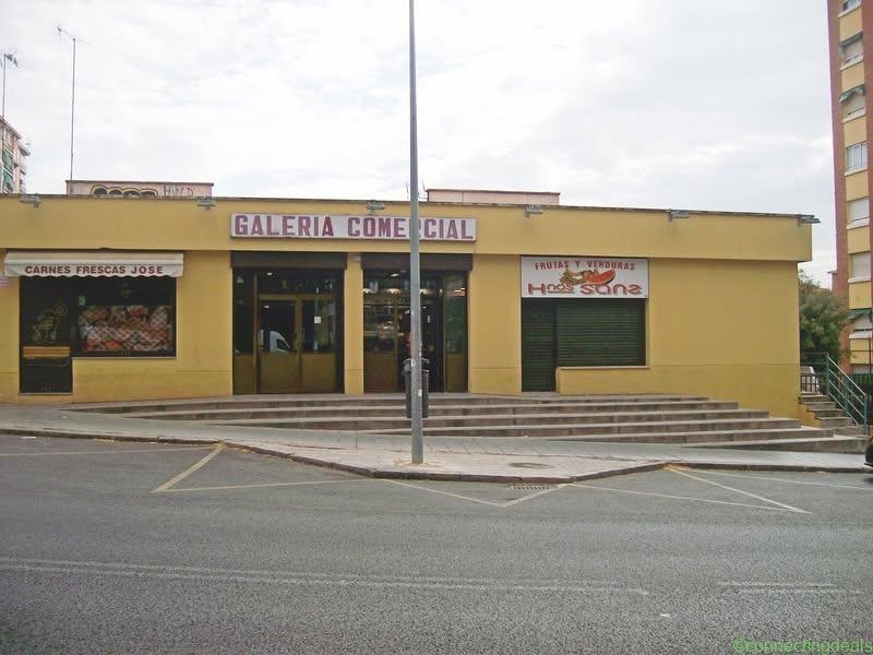 LOCAL COMERCIAL