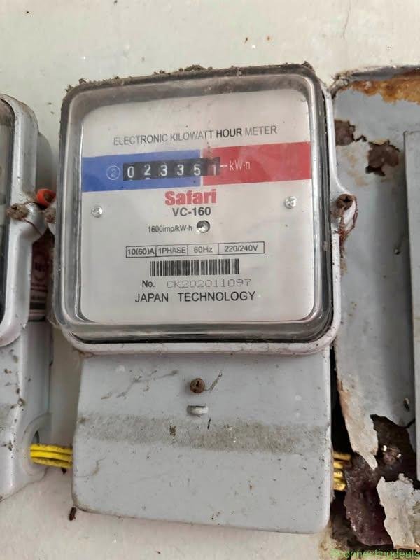 Looking electrician