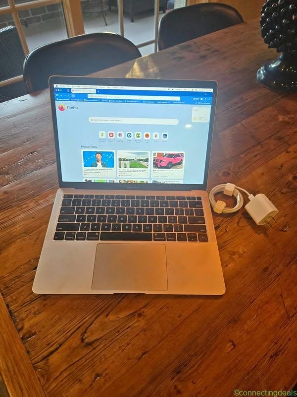 MacBook Air 13” Retina 2018 | i5 | 8GB RAM |
