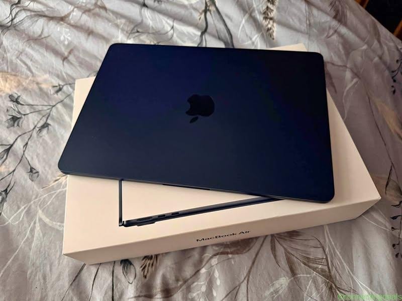 MacBook Air 2024 M3 16gb 13 inch