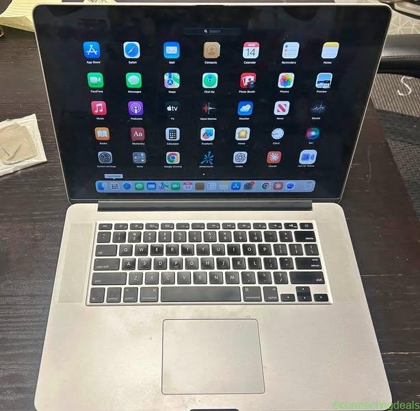 MacBook Pro 15” Retina (2015) — 16GB RAM, 256GB