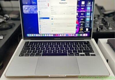 Macbook Pro 2020 - chip M1 - 512gb SSD -8gb RAM in Milan