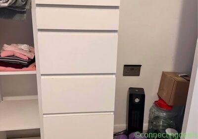 Malm white 6 chest of drawers with mirror in Liverpool