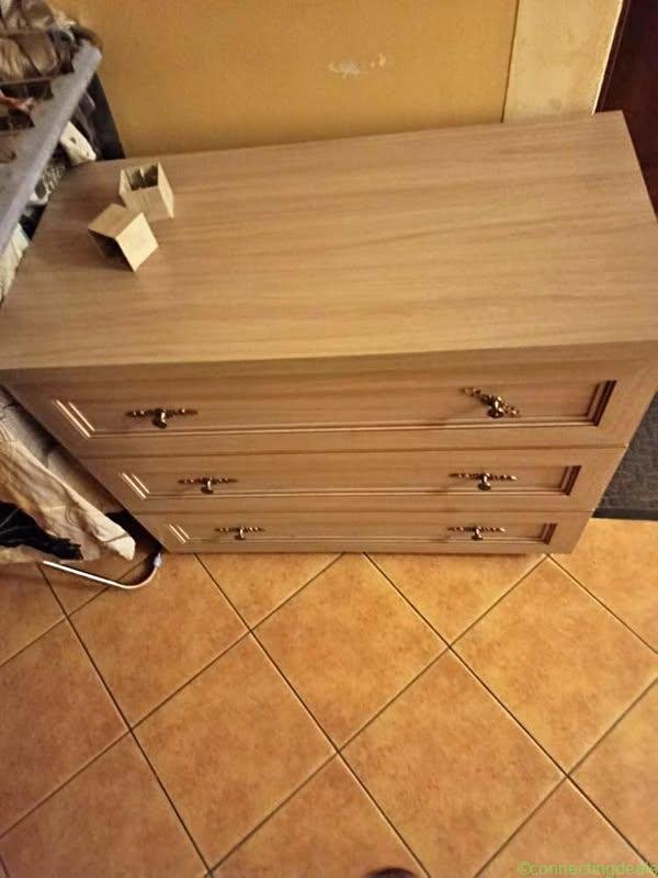Mam do sprzedania komodę.