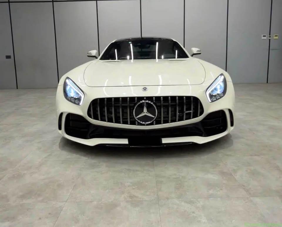 Mercedes AMG GT S