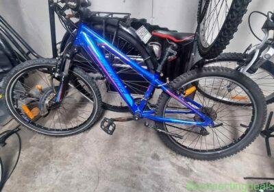 MERIDA SMALL MOUNTAIN BIKE in Auckland