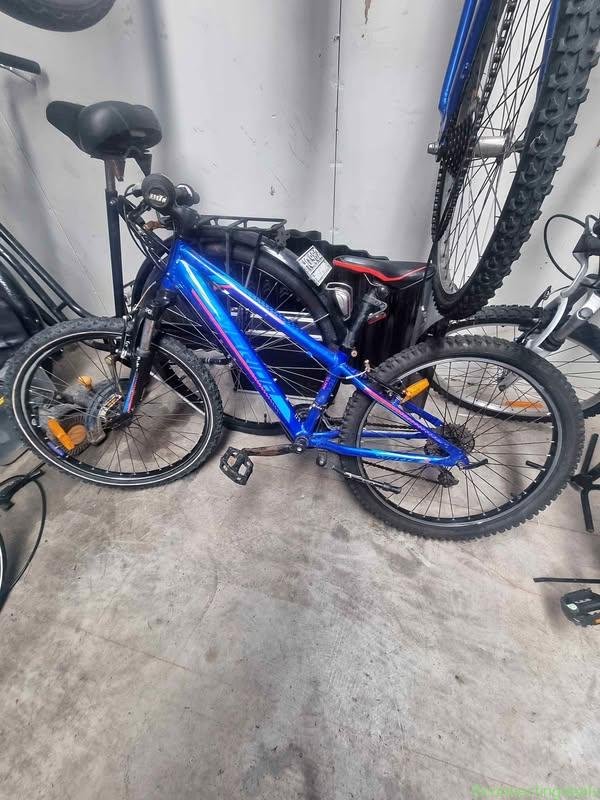 MERIDA SMALL MOUNTAIN BIKE
