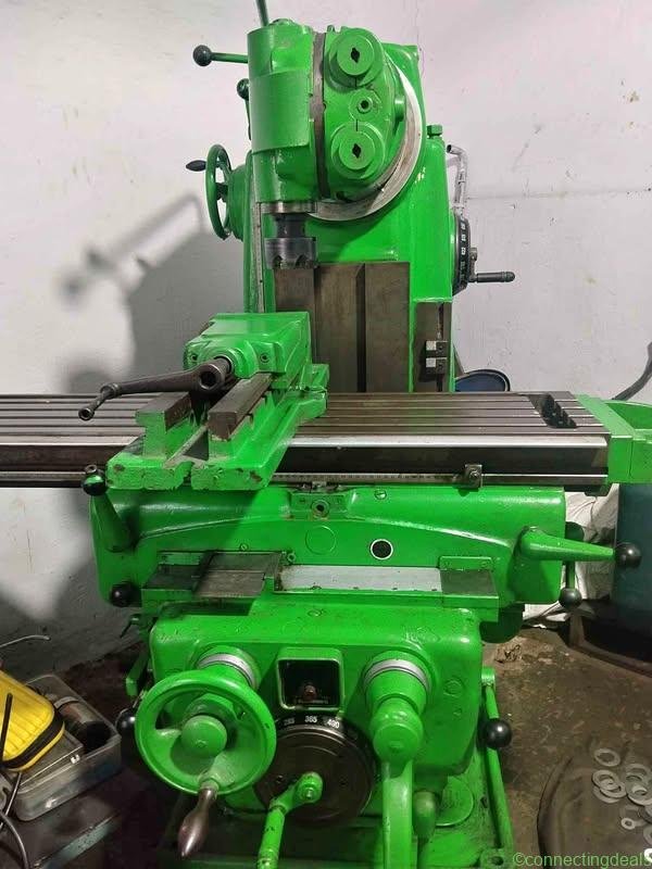 Milling machine