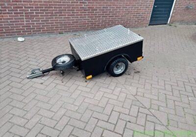 Free ad: Mini / motor aanhangwagentje in Amsterdam. Mini / motor aanhangwagentje in Amsterdam