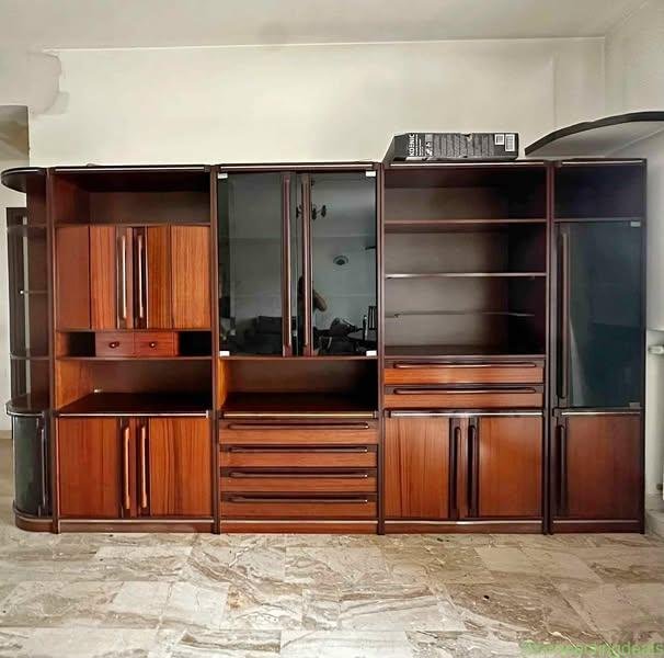 Mobile sala in legno