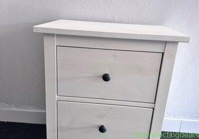 Mobiletto bianco Ikea in Milan