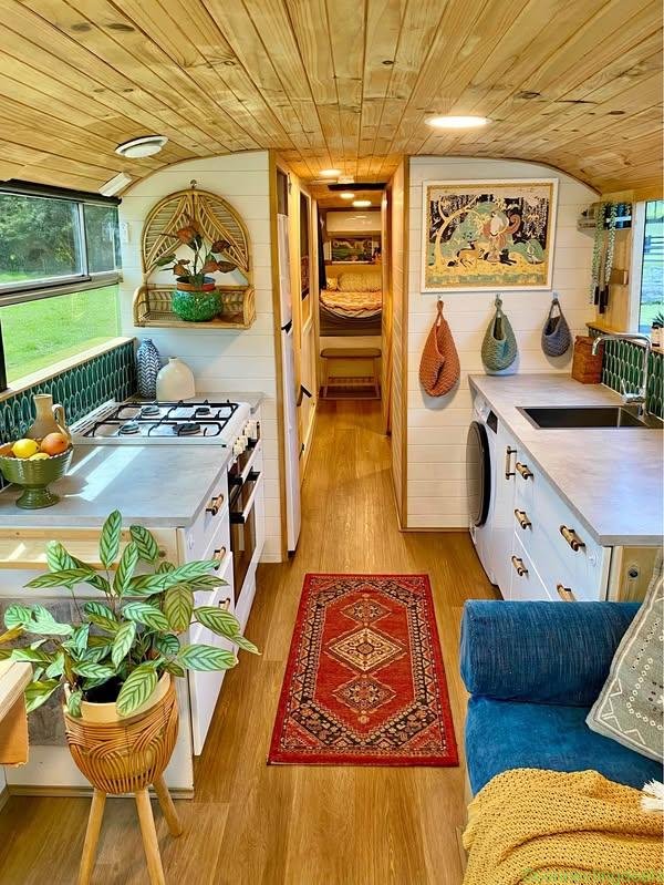 Motorhome (Converted Bus)