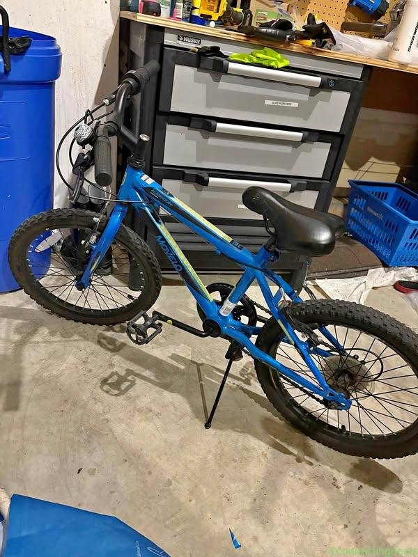 Movelo 18” Kids’ Bike