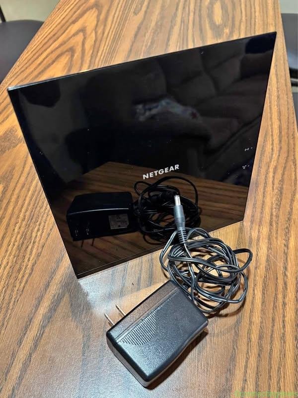 Netgear AC1600 WiFi Cable Modem Router
