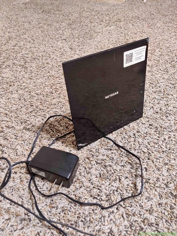 NETGEAR Cable Modem Wi-Fi Router