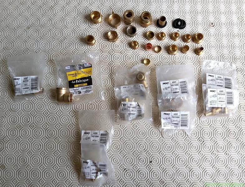 NEW Brass plumbing fittings (price for the lot)
