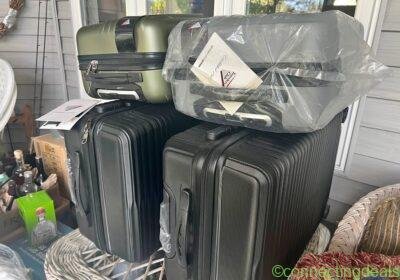 New Hard shell luggage in Chicago