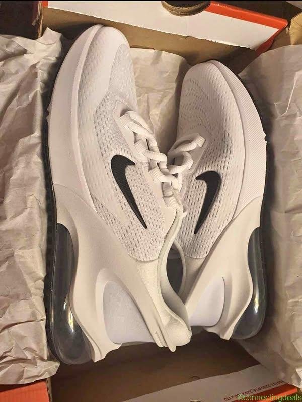 New never worn (Nike Airmax 270 GO )