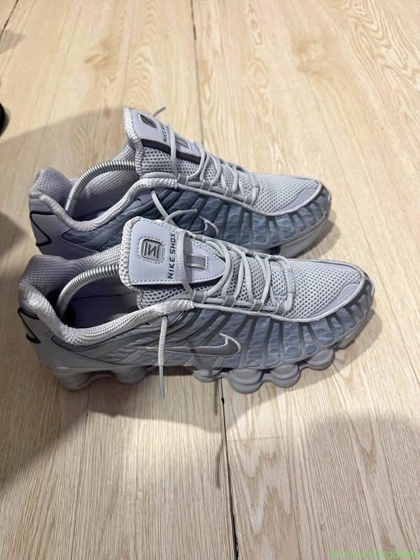 Nike Shox US/9.5