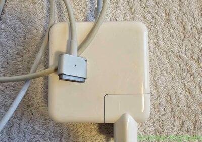 Original Apple MagSafe 2 laddare (45W) in Stockholm
