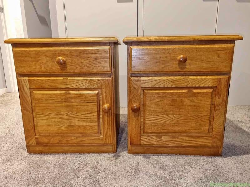 Pair of bedside tables