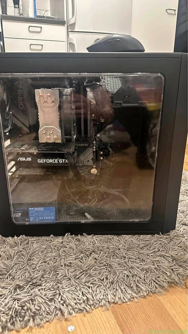 Pelikone Setti (32GB DDR5 Ram)