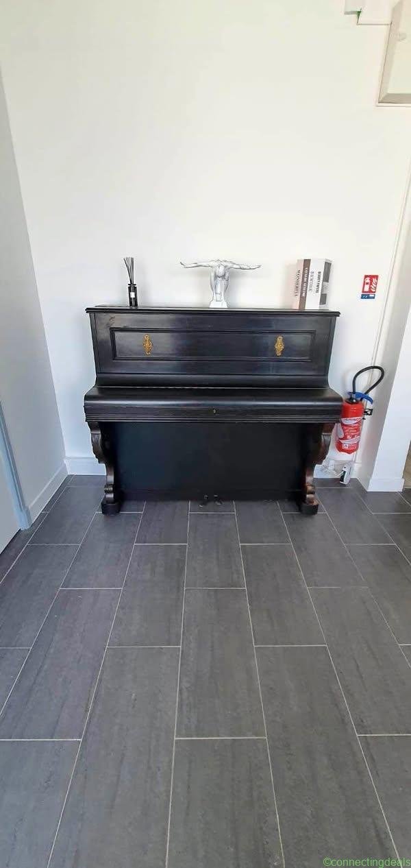 PIANO À DONNER