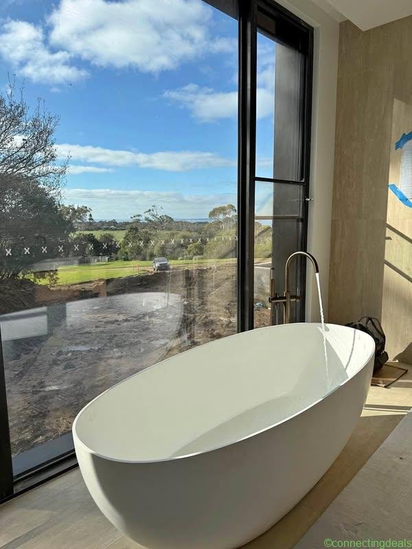 Plumber/Rough-in/Install bathware