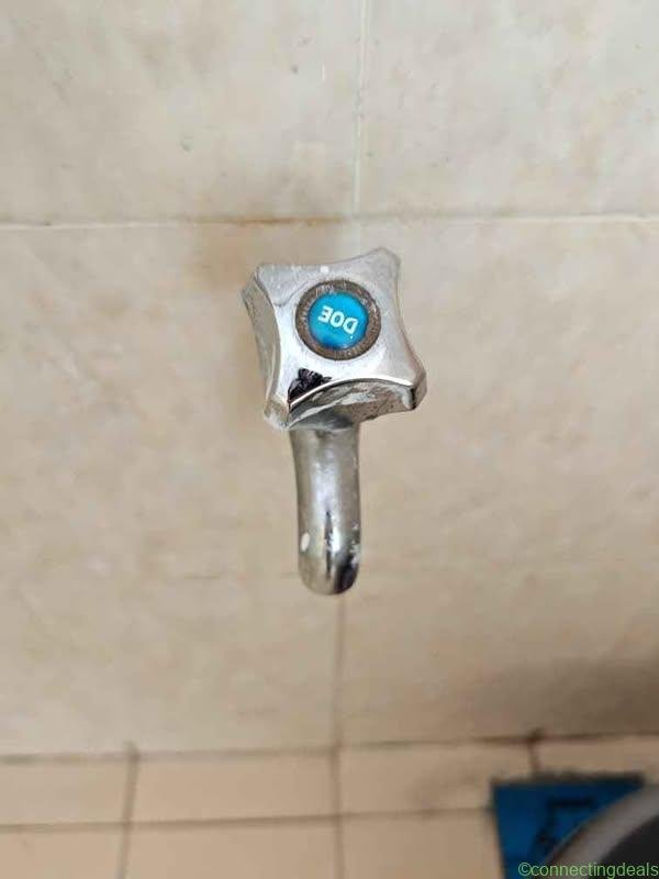 Plumber, service