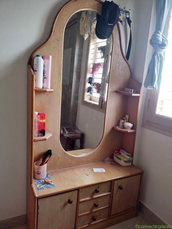 Plywood dressing table for sale