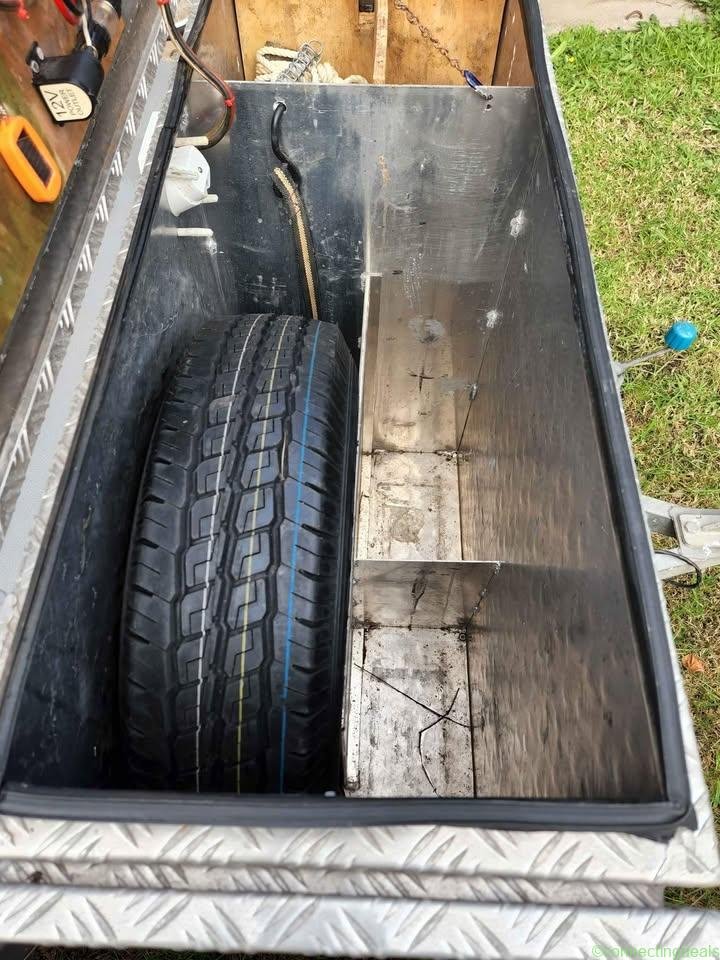 Pod 2007 Stockman Camper trailer