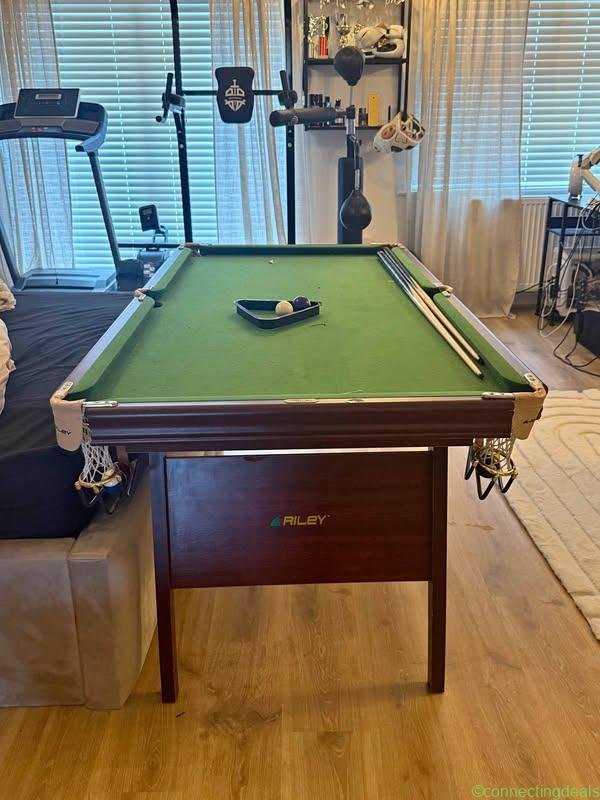 pool table