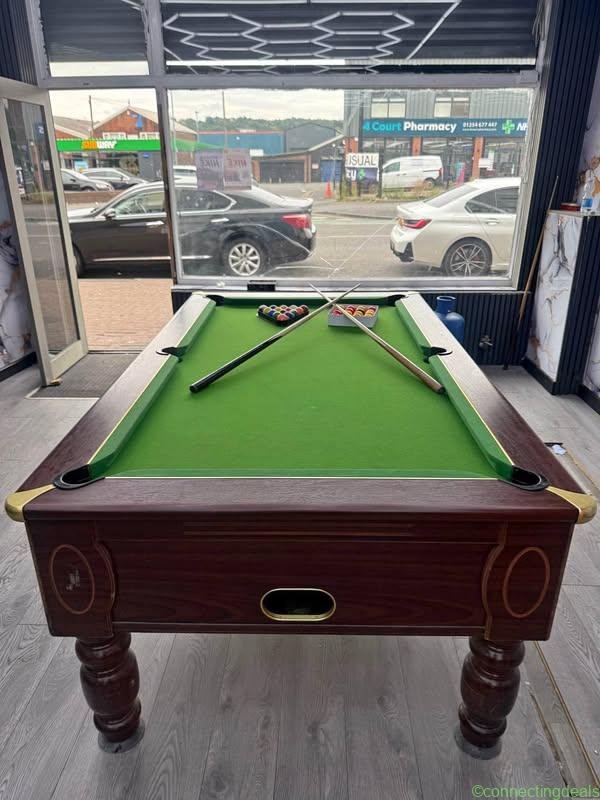 Pool table