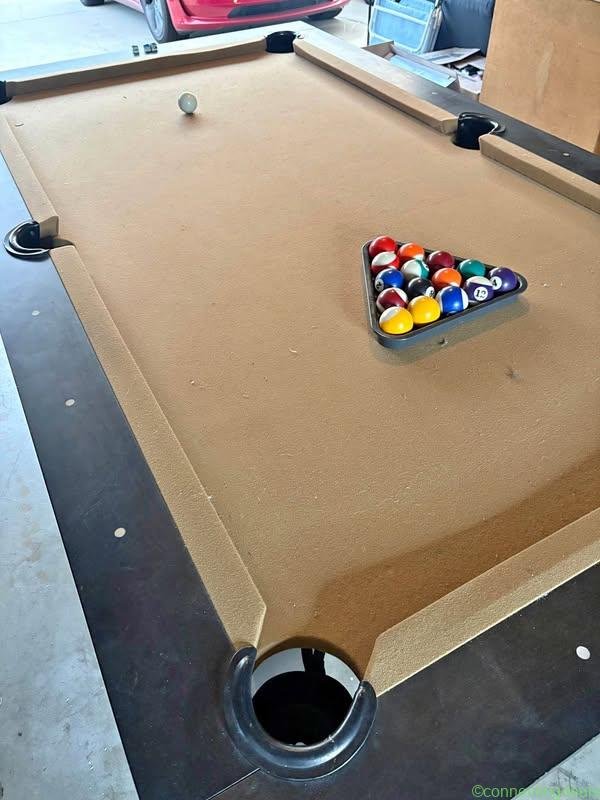 Pool table
