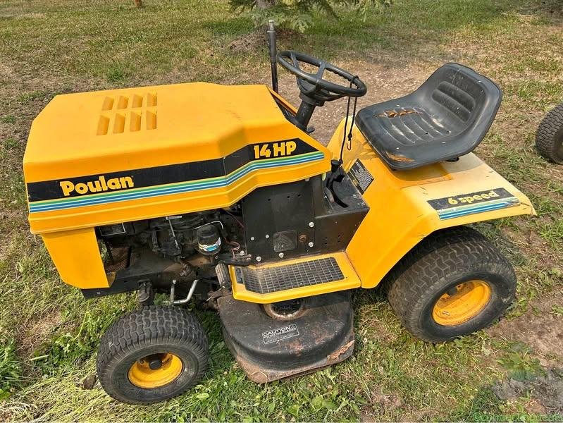 Poulan lawn tractor