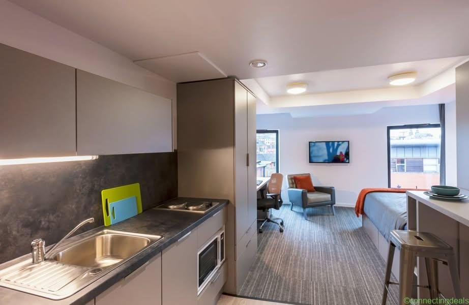 Private room for rent