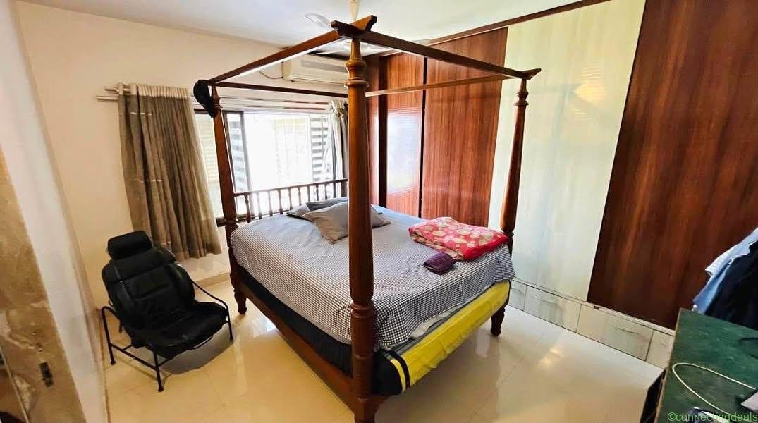 Private room for rent