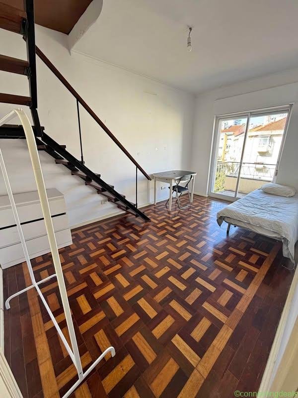 Quarto em Carnaxide