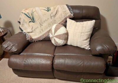 Recliner couch in Calgary