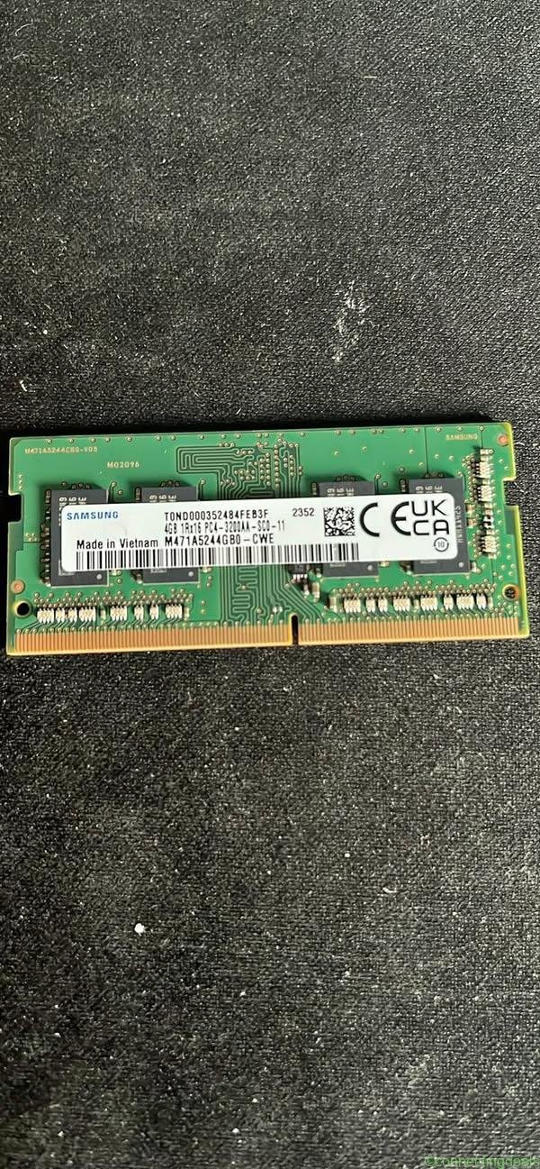 Samsung 4GB PC21300 DDR4 2666MHz 260 Pin Memory