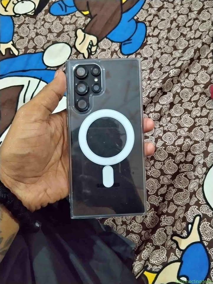 Samsungs22ultra box bill ni hai charger hai dis