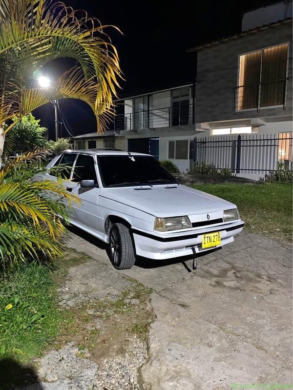 Se vende o se cambia a moto