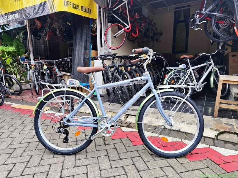 Sepeda commuter bike
