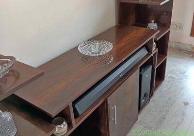 Showcase Cabinet Corners for sale in Chandigarh