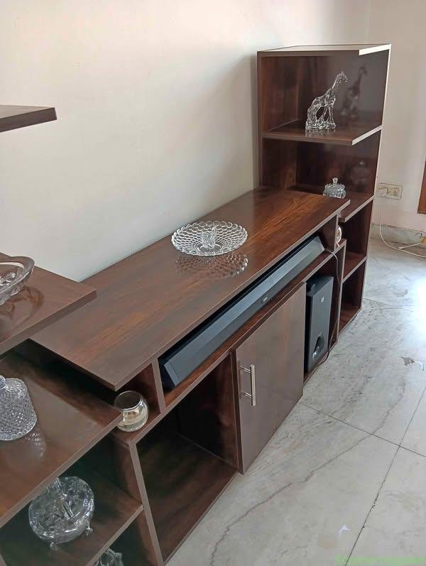 Showcase Cabinet Corners for sale