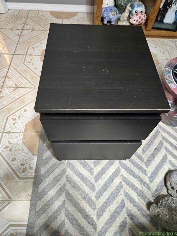 Small night stand