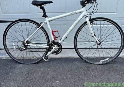 Free ad: Specialized Sirrus Adult Hybrid/Fitness Bike in New York. Specialized Sirrus Adult Hybrid/Fitness Bike in New York